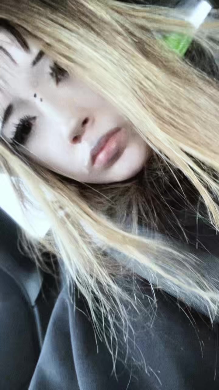 @𝕱𝖆𝖑𝖑𝖊𝖓 𝕬𝖓𝖌𝖊𝖑🐾🐾