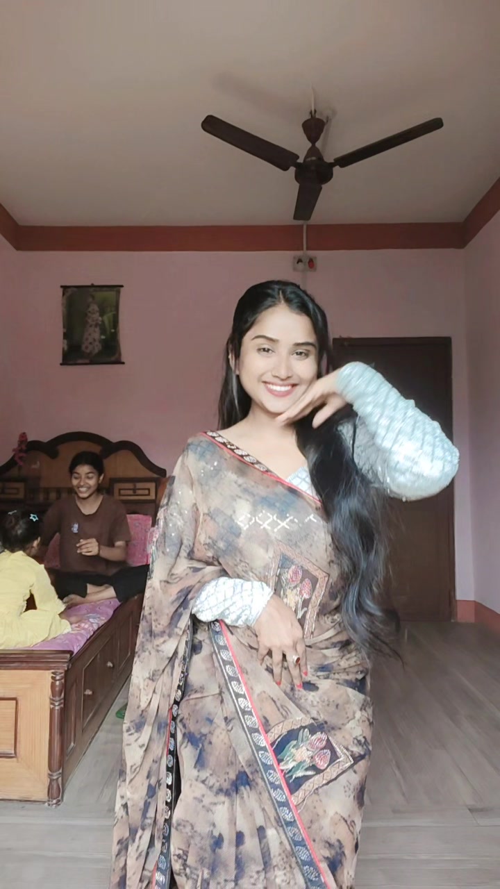 @👑dimpi ❤️ queen👑(Kali)🧿