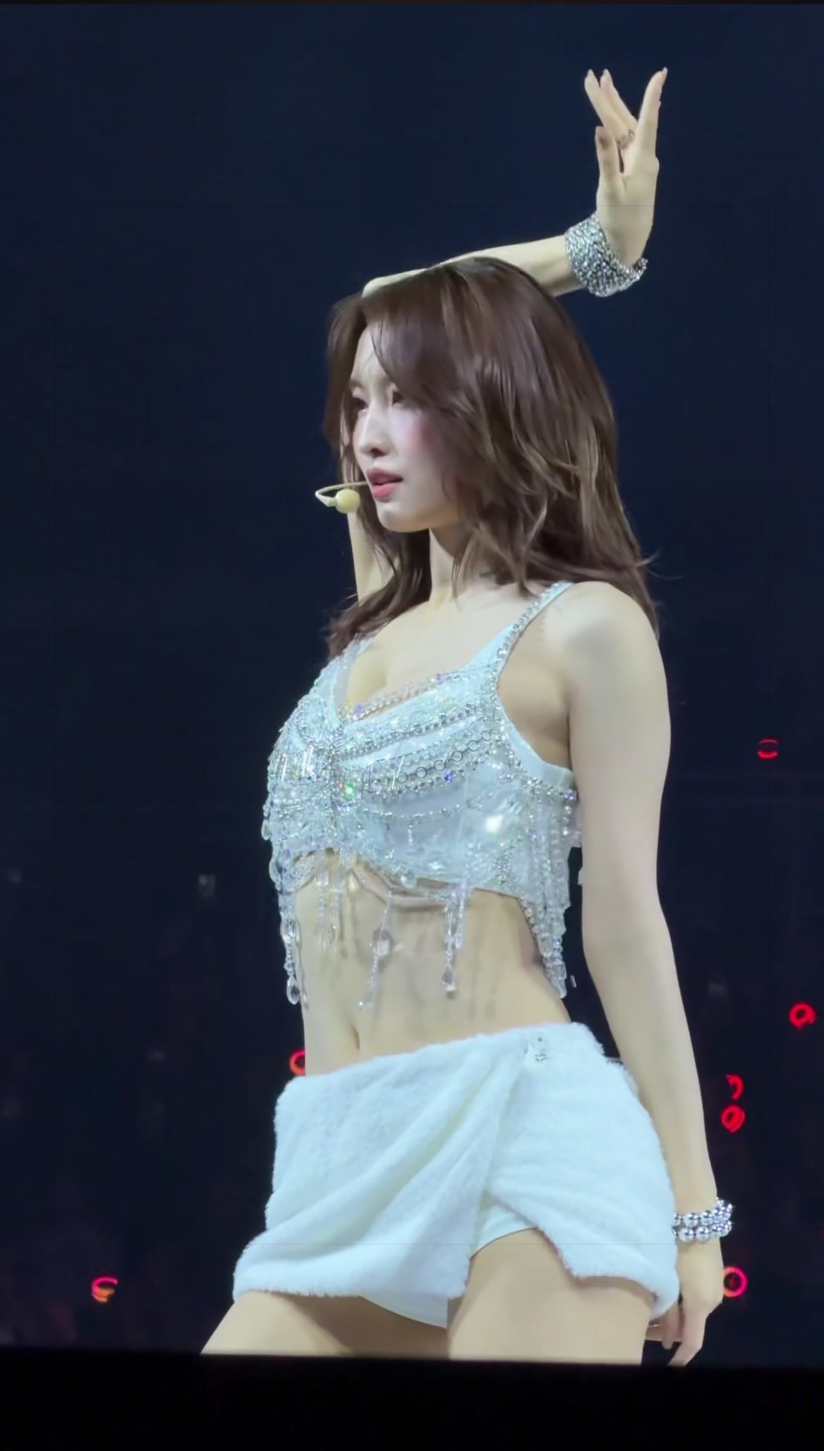@MOMO