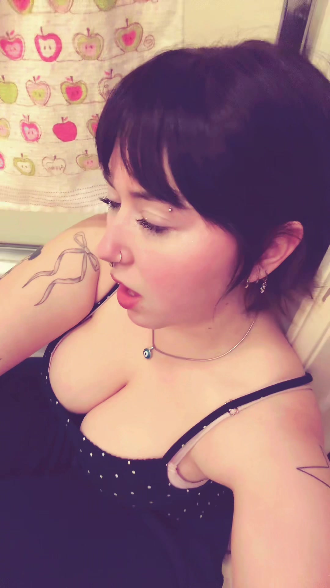 @leia&deg;❀⋆.ೃ࿔*:･