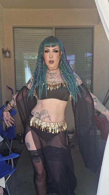 @niki_noxious