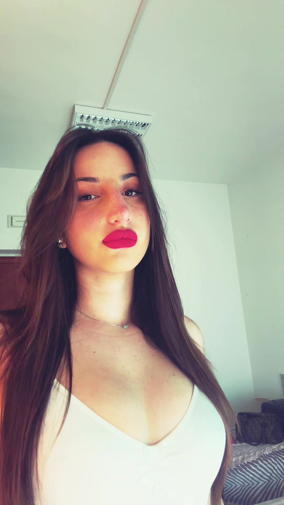 @g_gaiiaaa