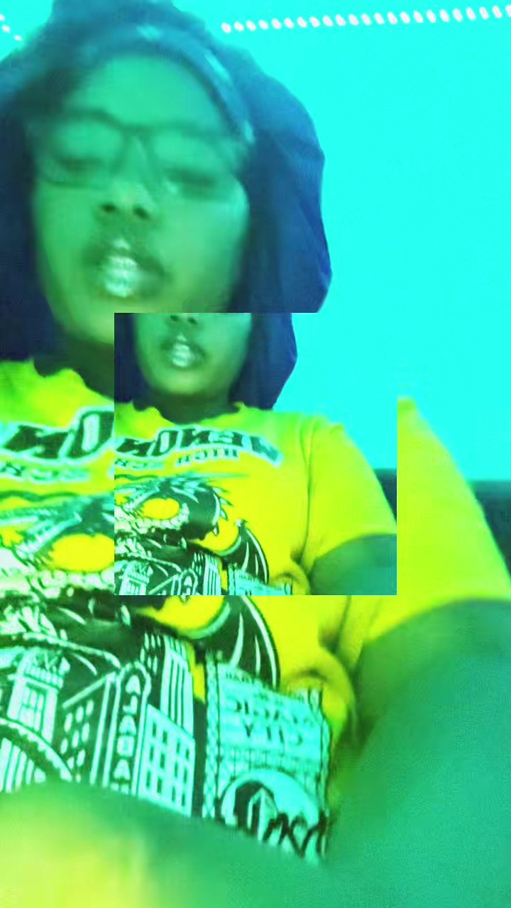 @Aniya Roberts