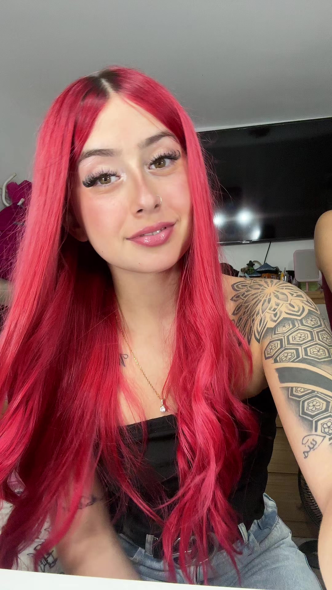 @Yaquii