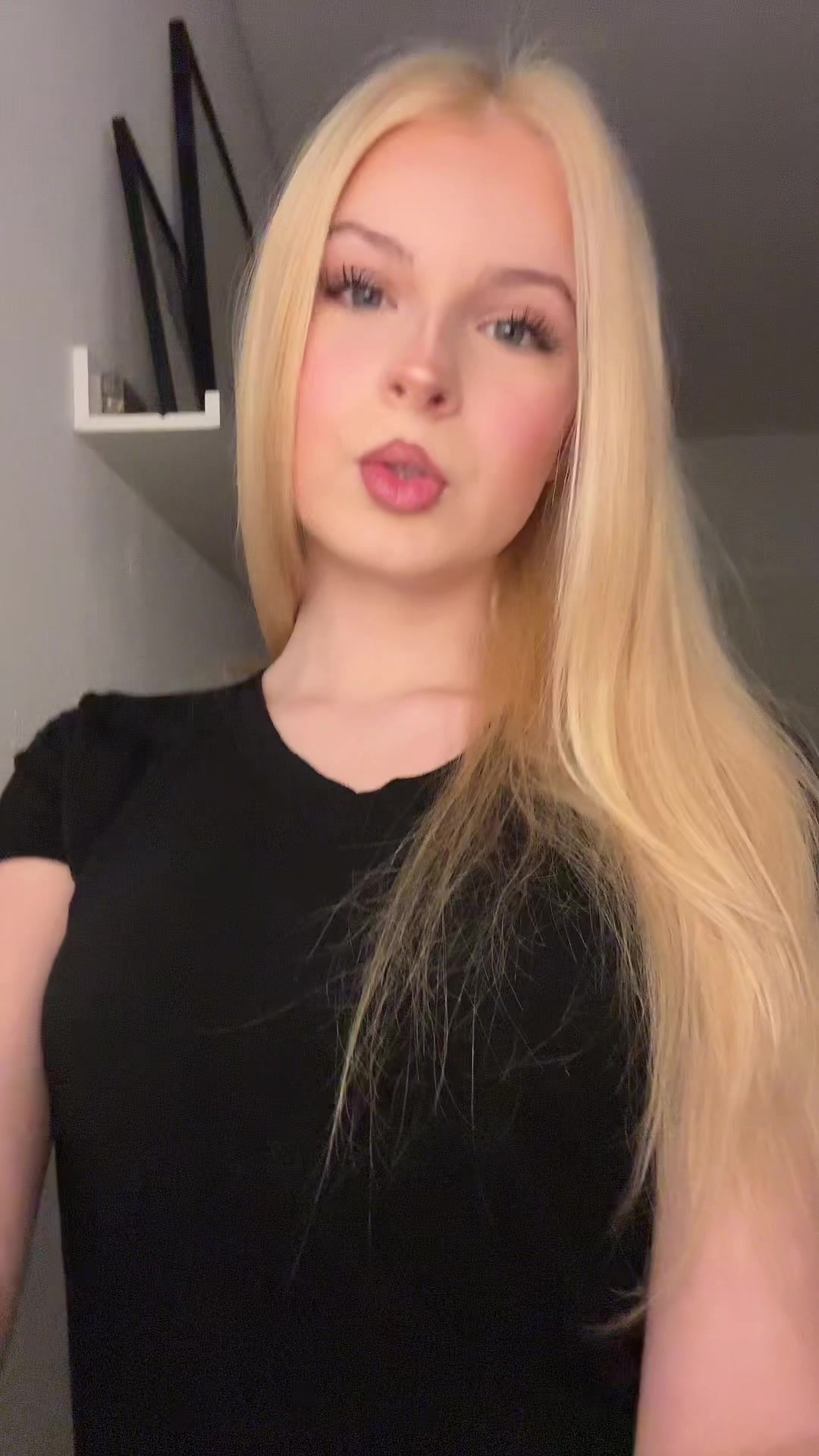 @𝙻𝚊𝚛𝚊