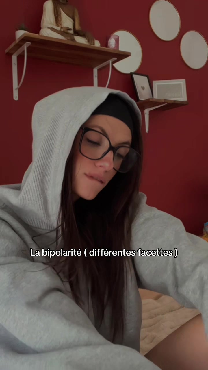 @Na&iuml;s 🦋