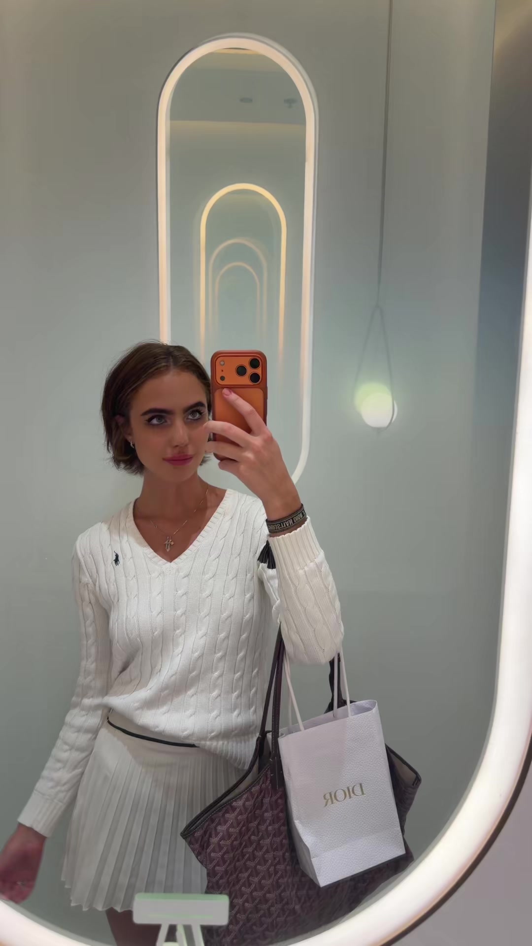 @Sofia