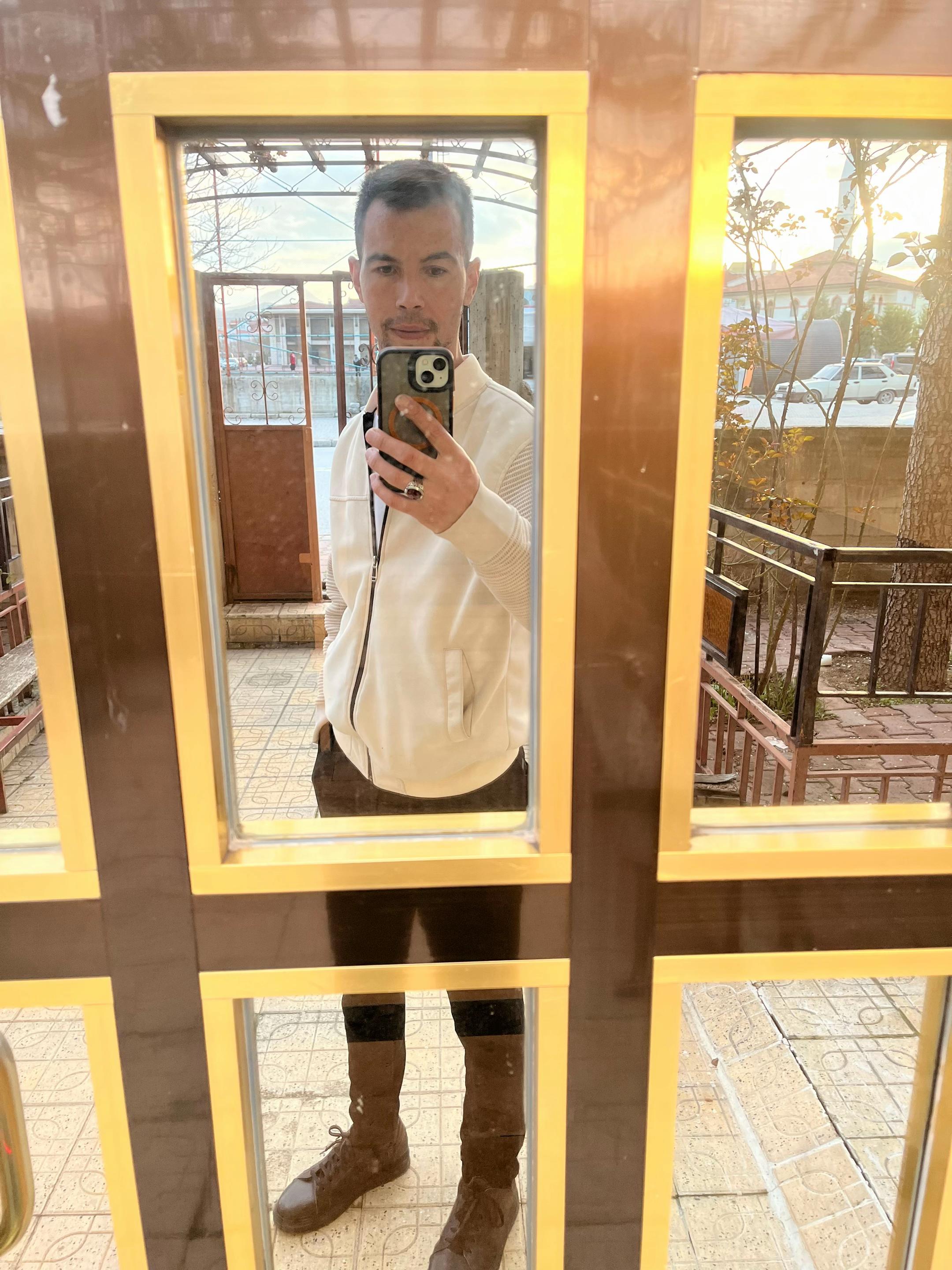 @Mehmet&ouml;zsen42