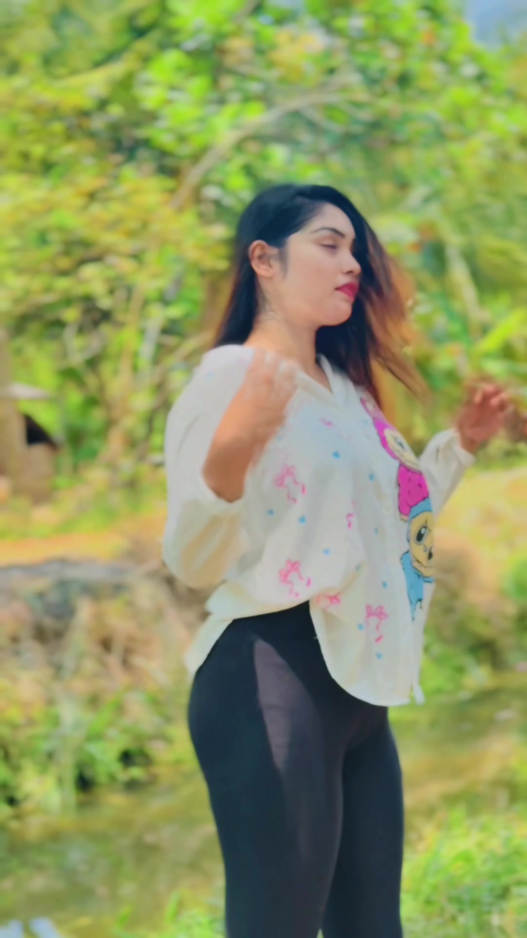@Chathu Herath 🦋