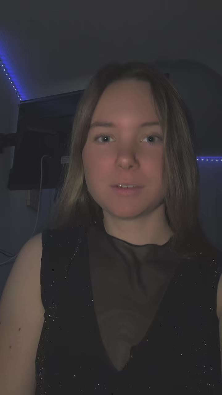 @Lena.pltdr