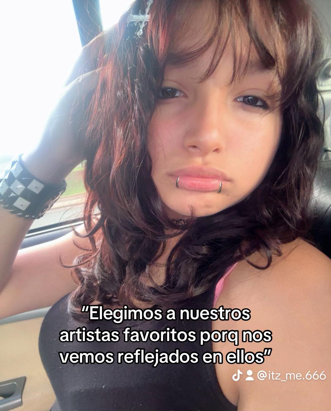 @Ariiiiii:3