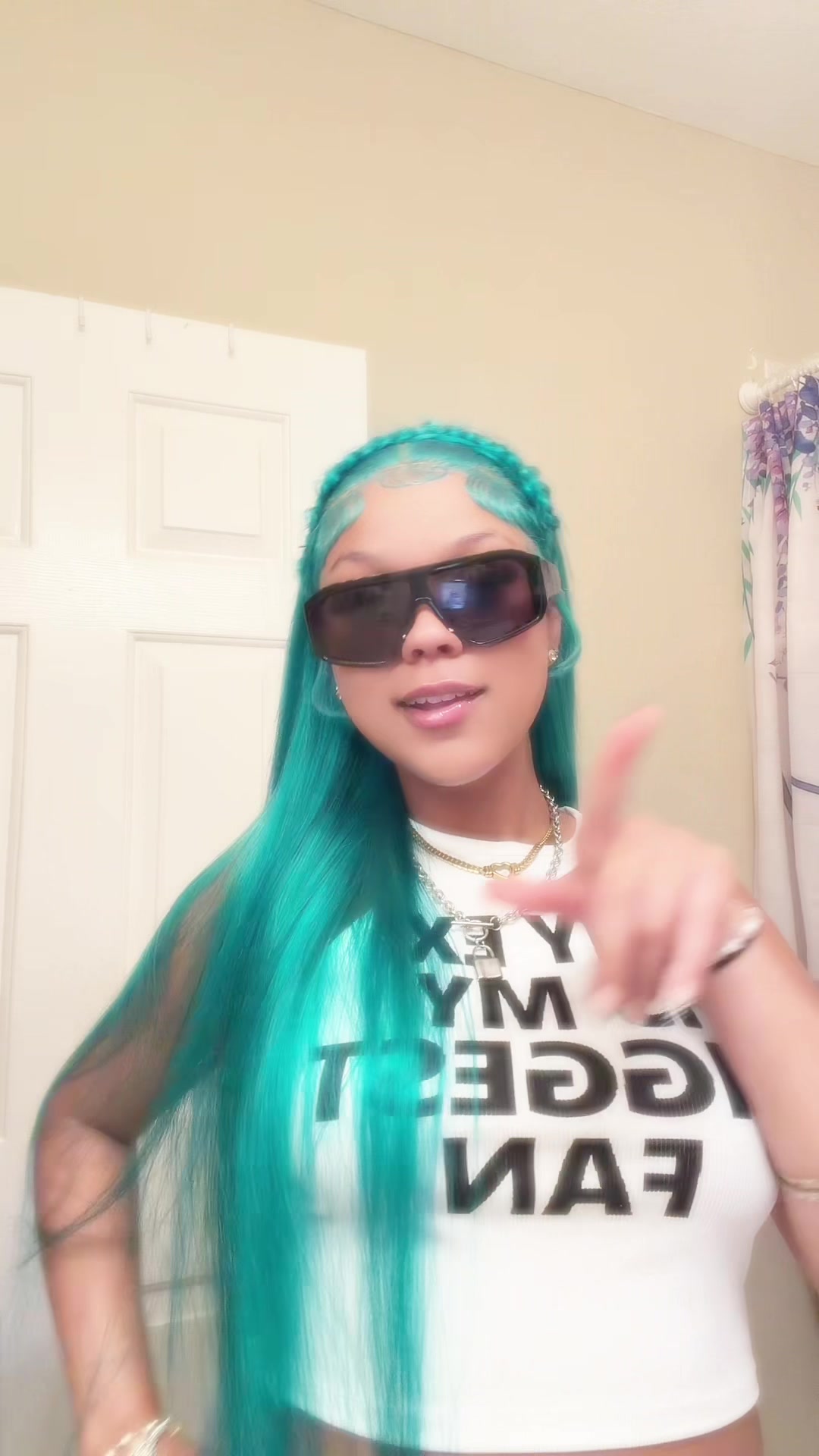 @doll .