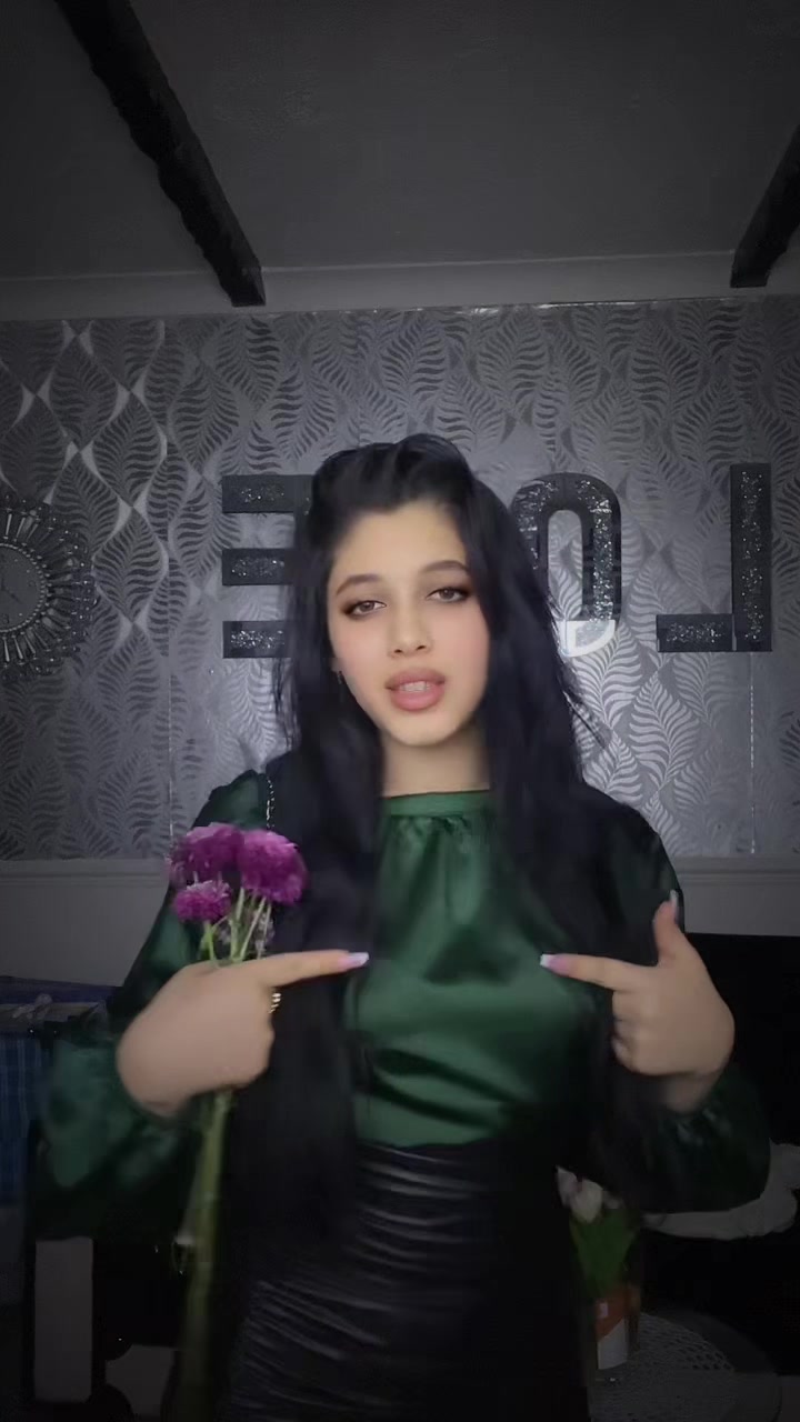 @Livi🥀
