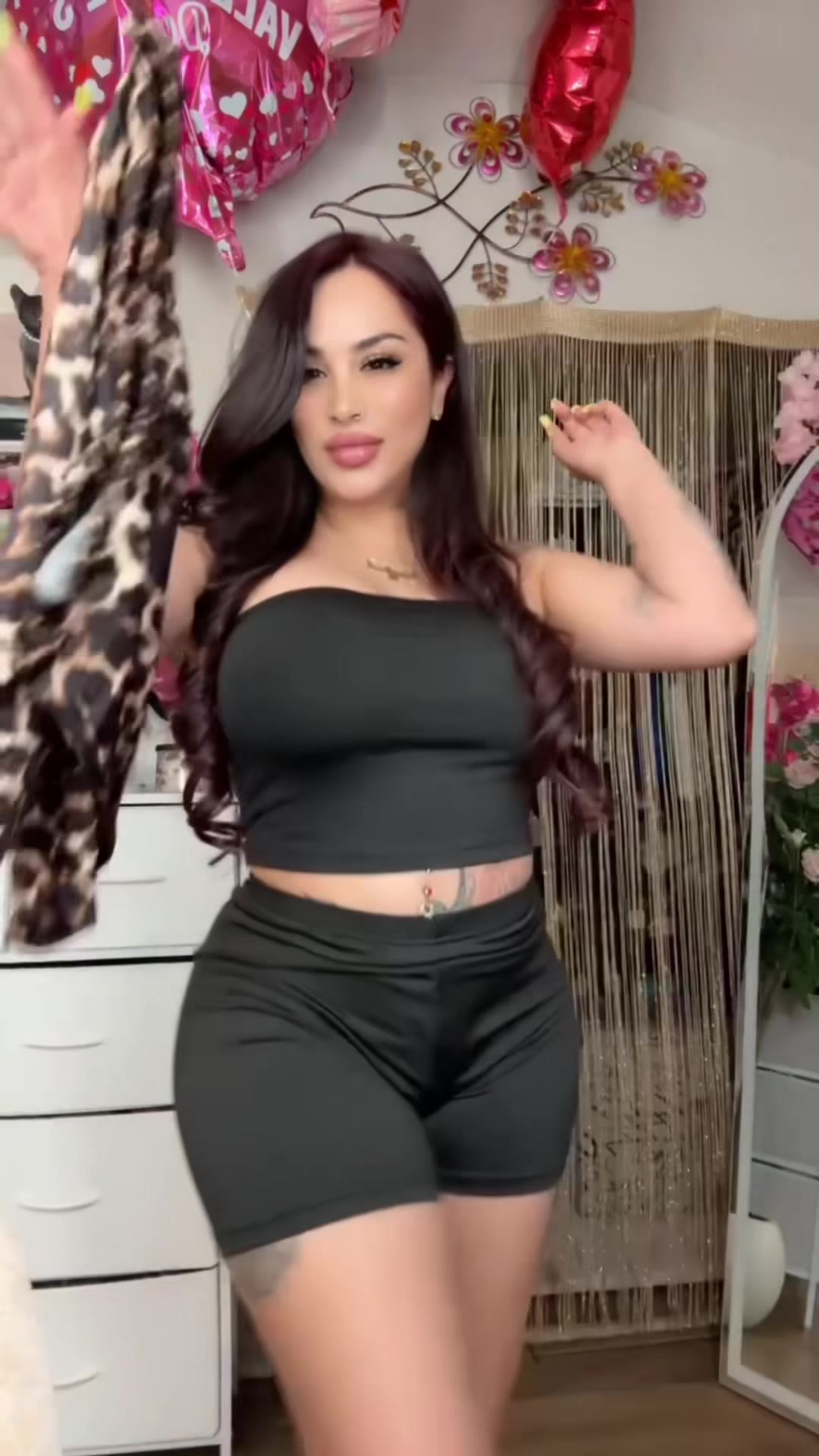 @Love_lashes559