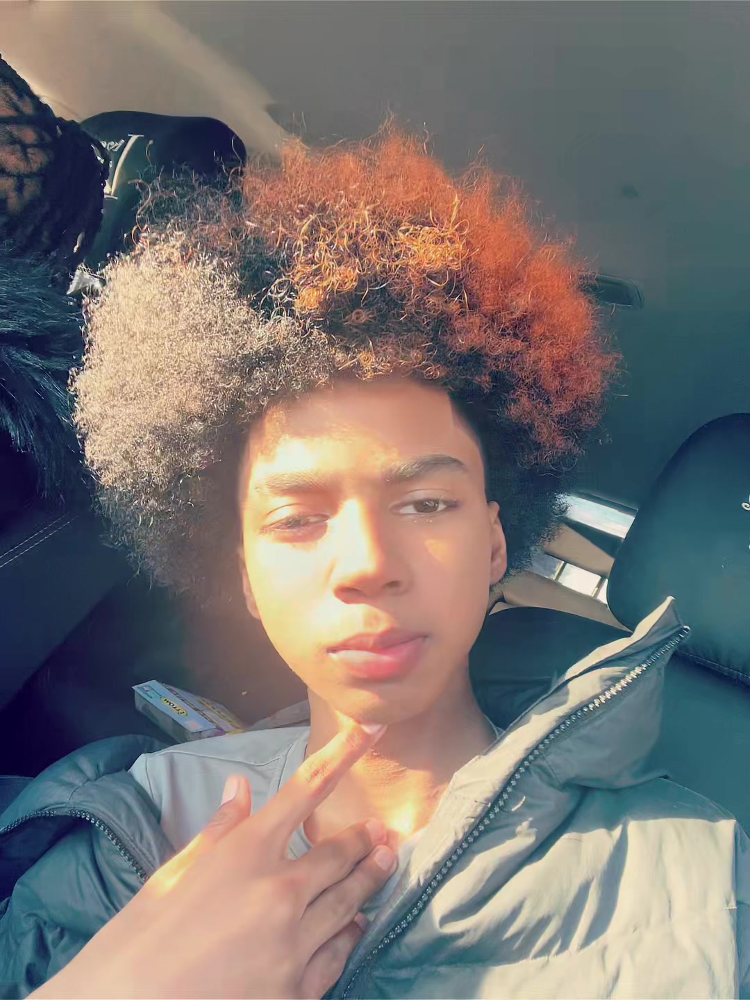 @️