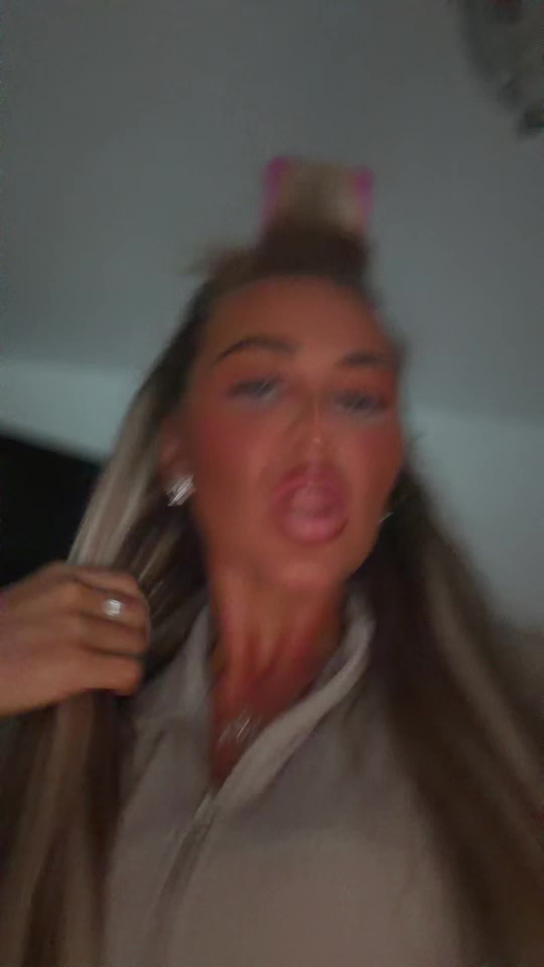 @Lilyrosexx