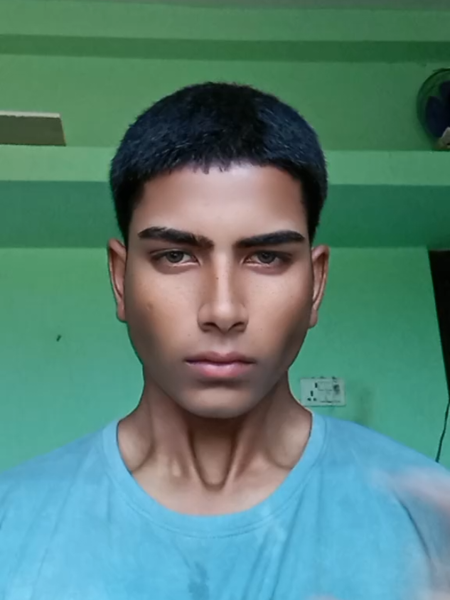 @🤍,MAX