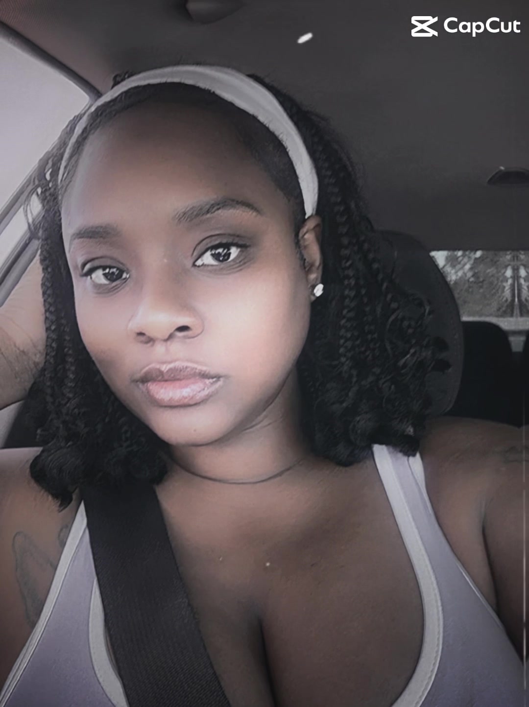 @Kiki T