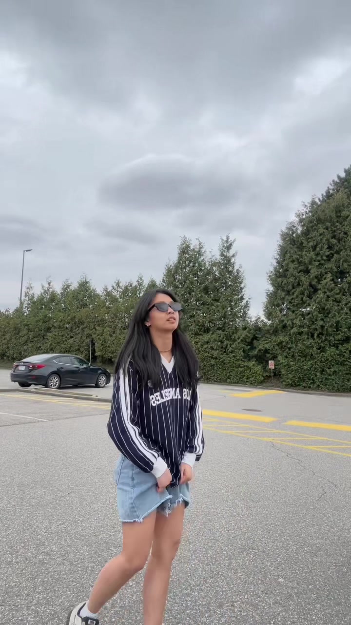 @<