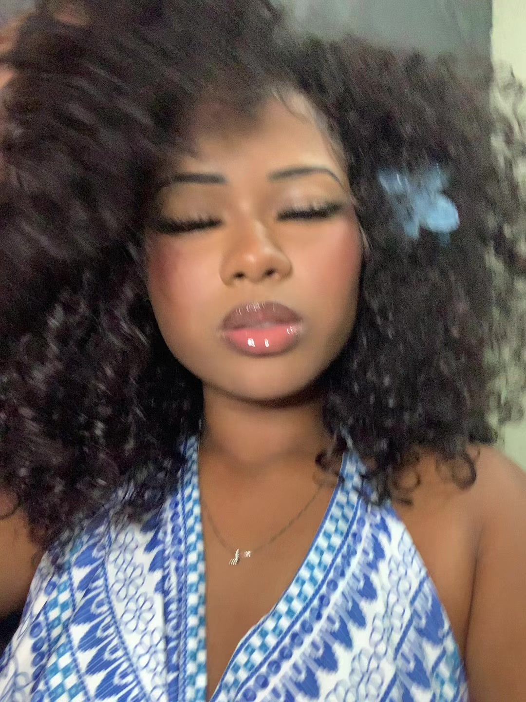 @lu