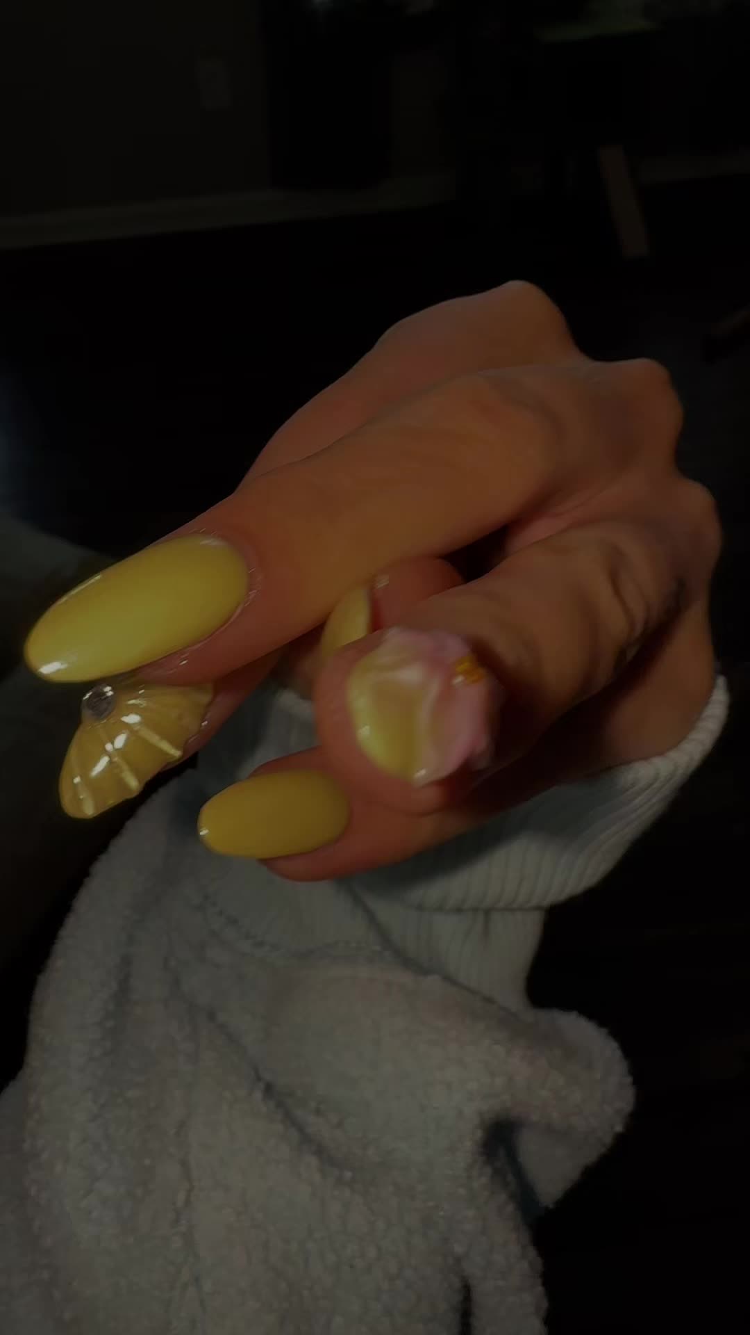 @Rae_.Rae
