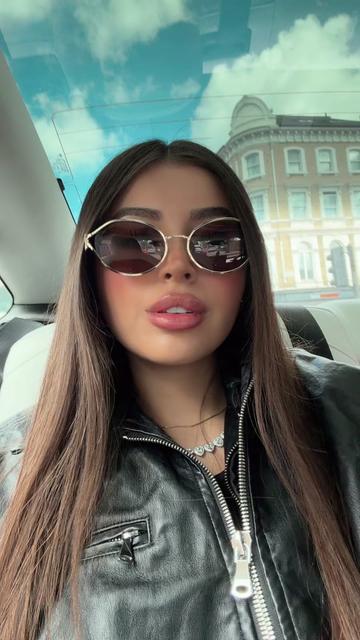 @Valentina