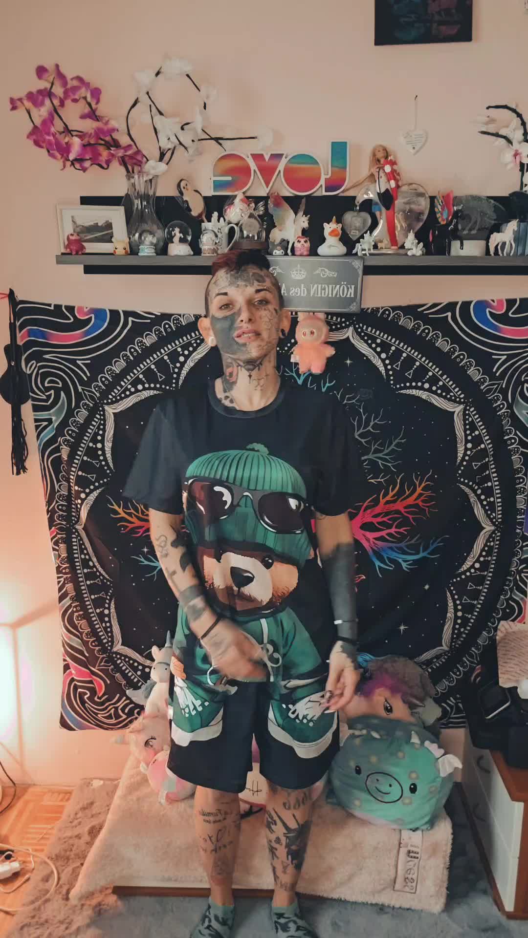 @InkedUnicorn
