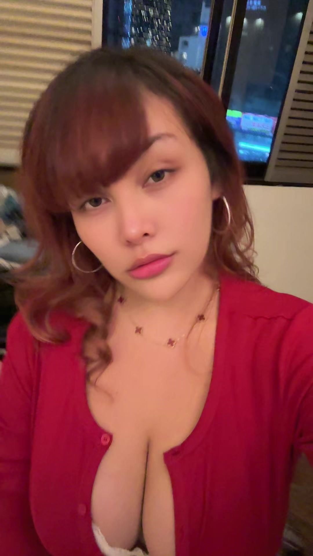 @Hotcurvy