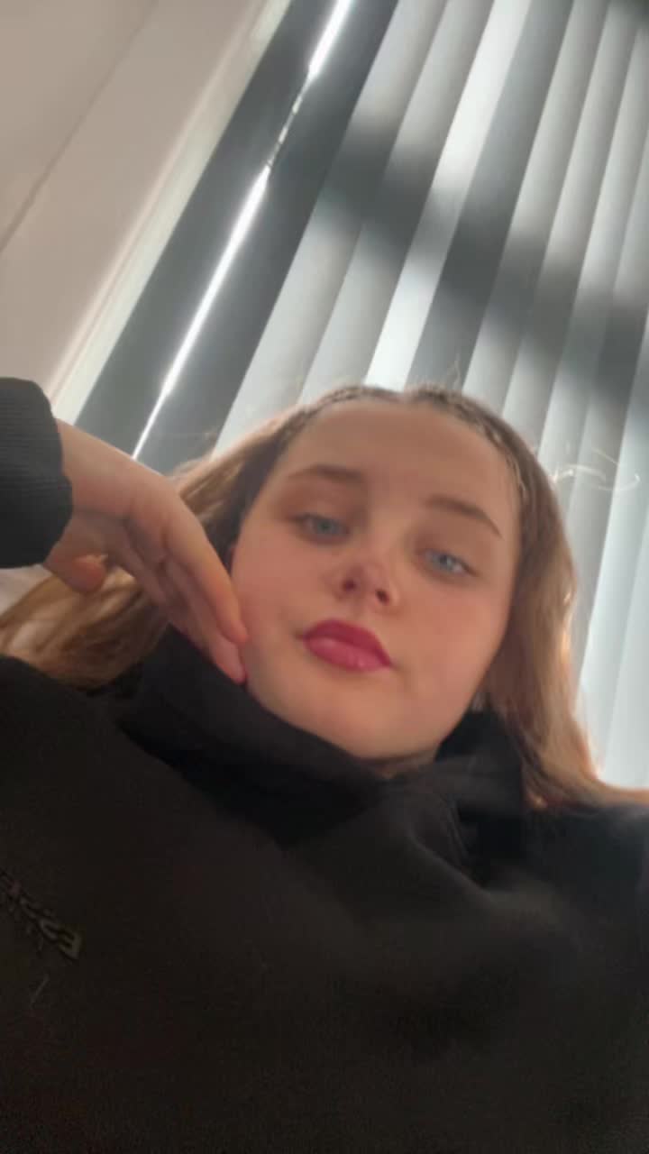 @😵&zwj;💫👸🏼💭.