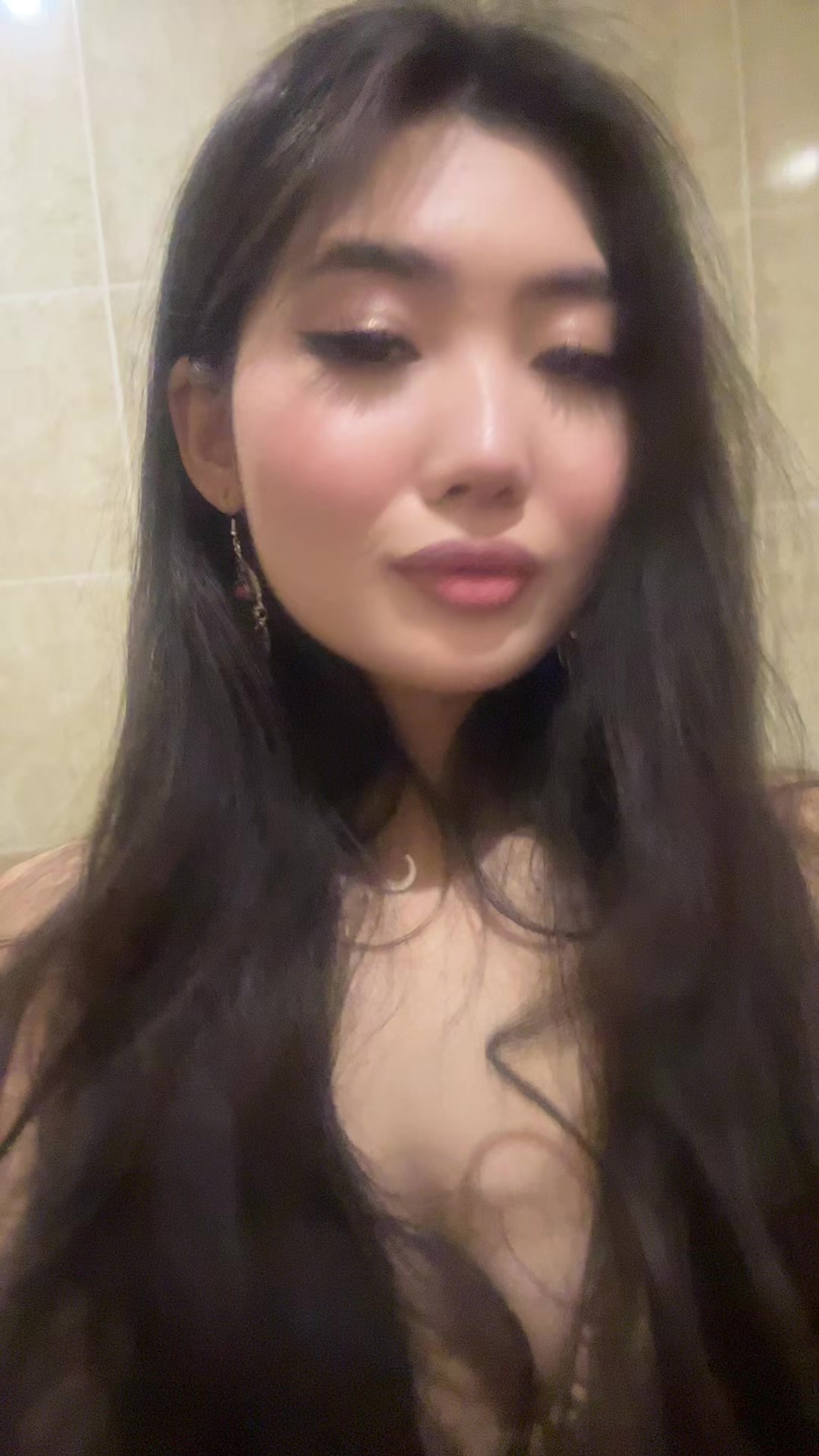 @akumisbai