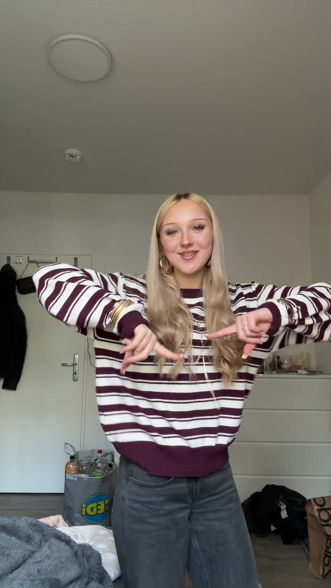 @felicia