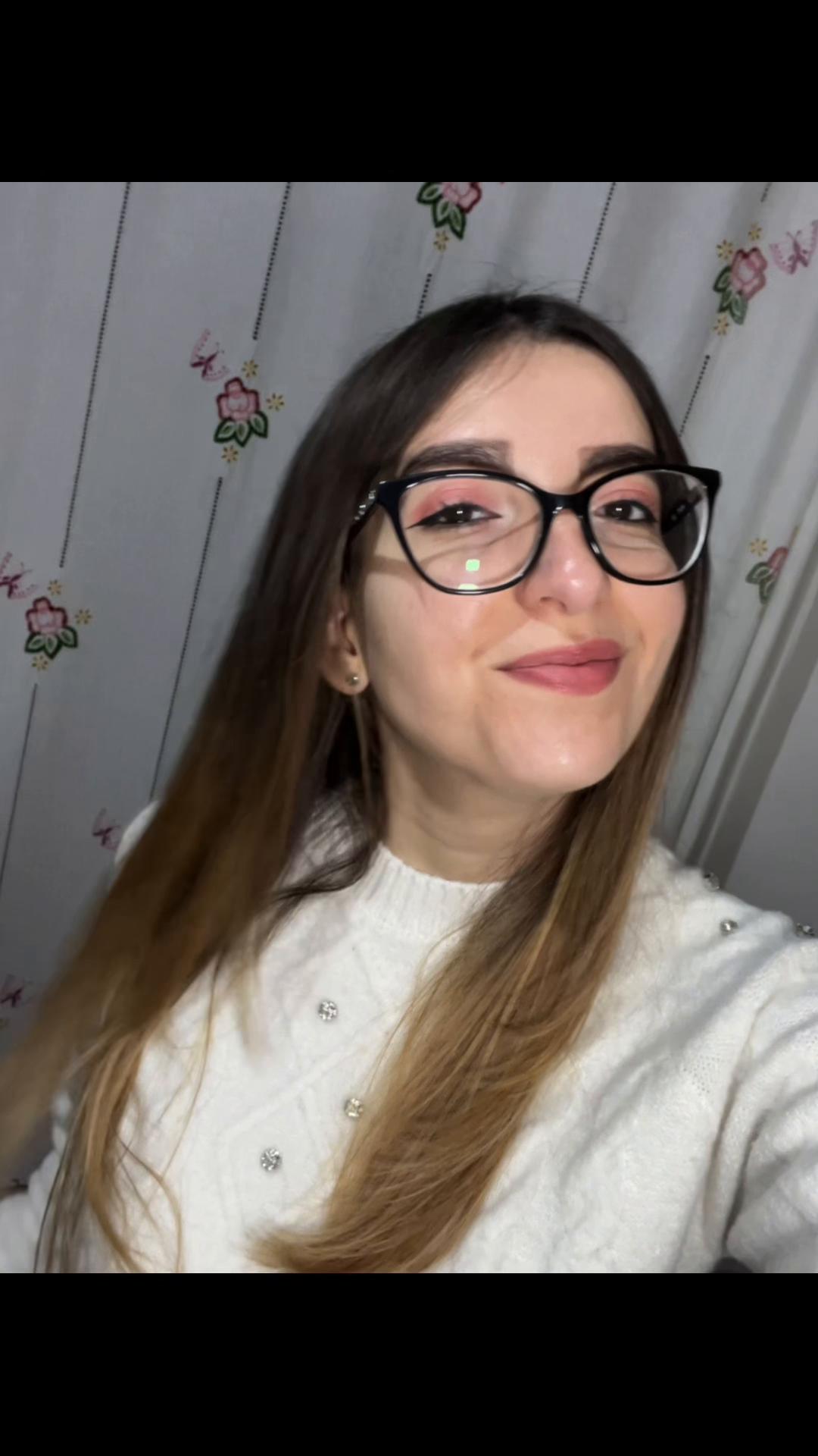 @Elena ✨