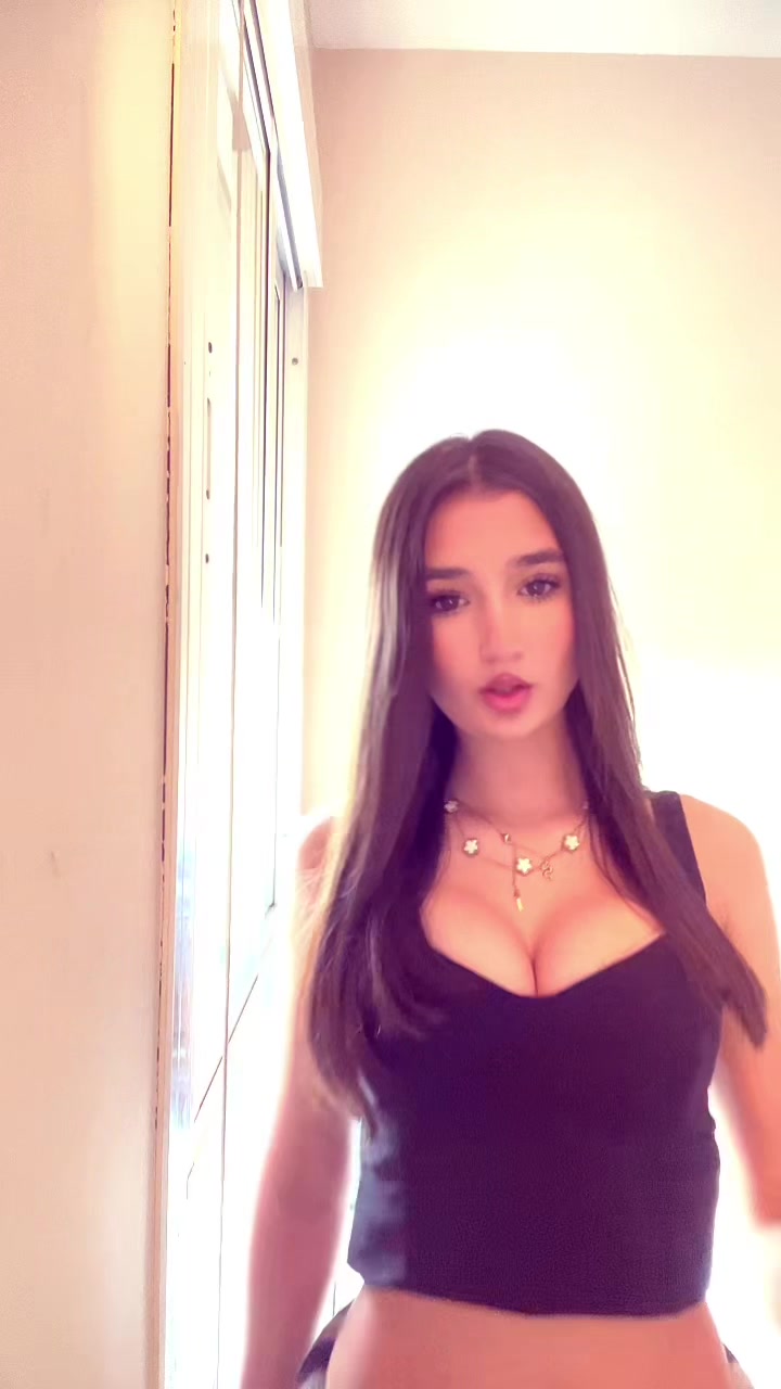 @elenisssss1
