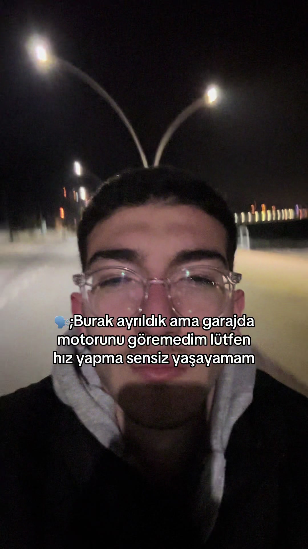 @ツ