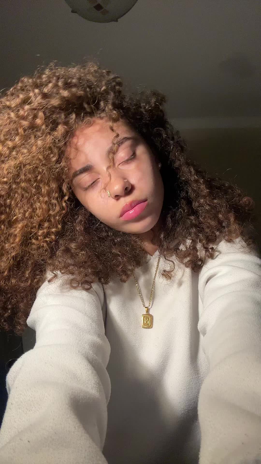 @gabriela