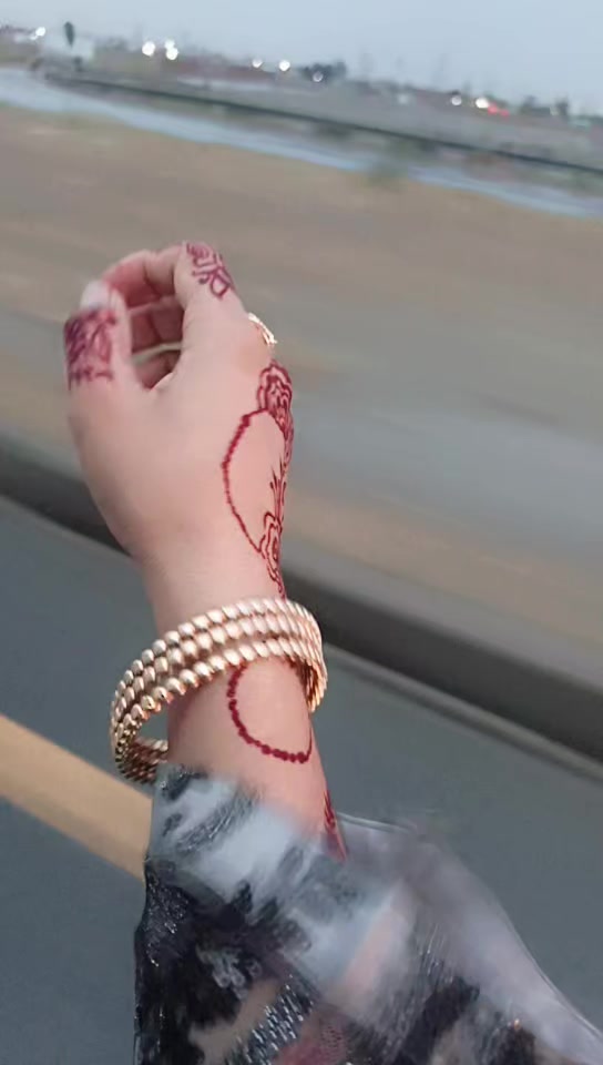 @Anmol Zahra