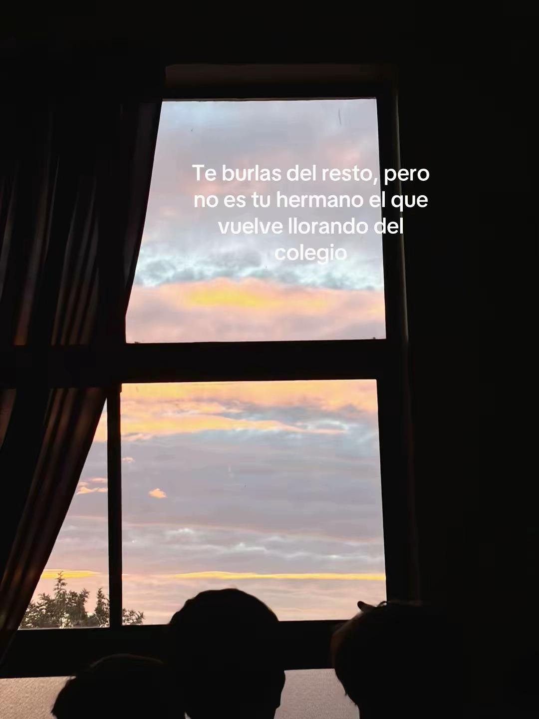 @🙂