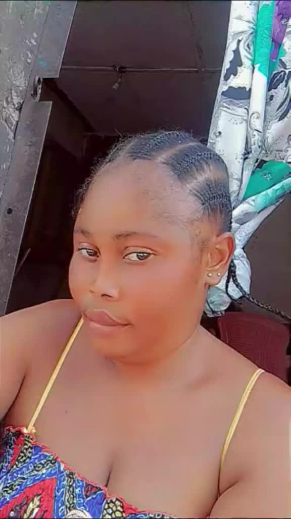@jupsine lokomo