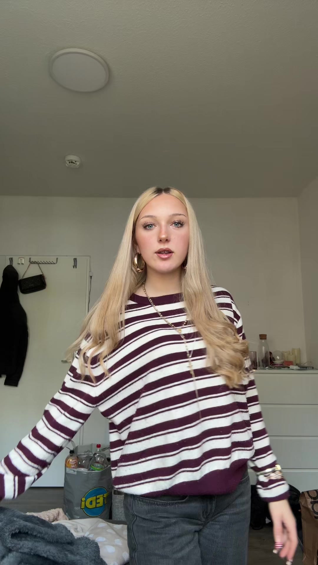 @felicia