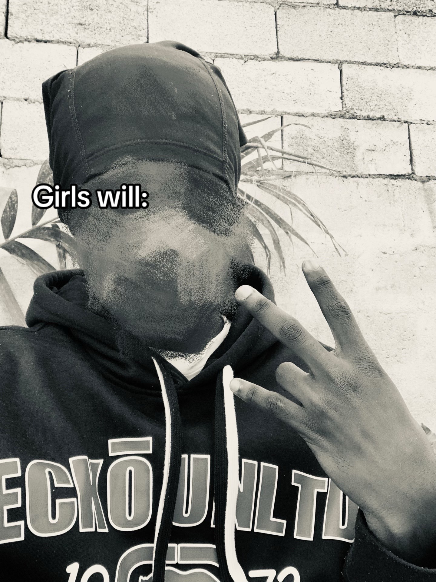@𝚄𝙽𝙺𝙽𝙾𝚆𝙽 &times;͜&times;
