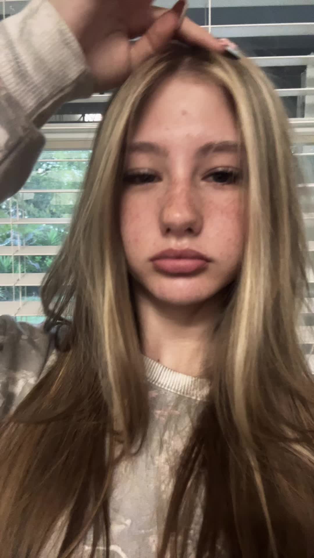 @isabella dimov