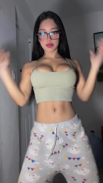 @ANA KARINA 🖤
