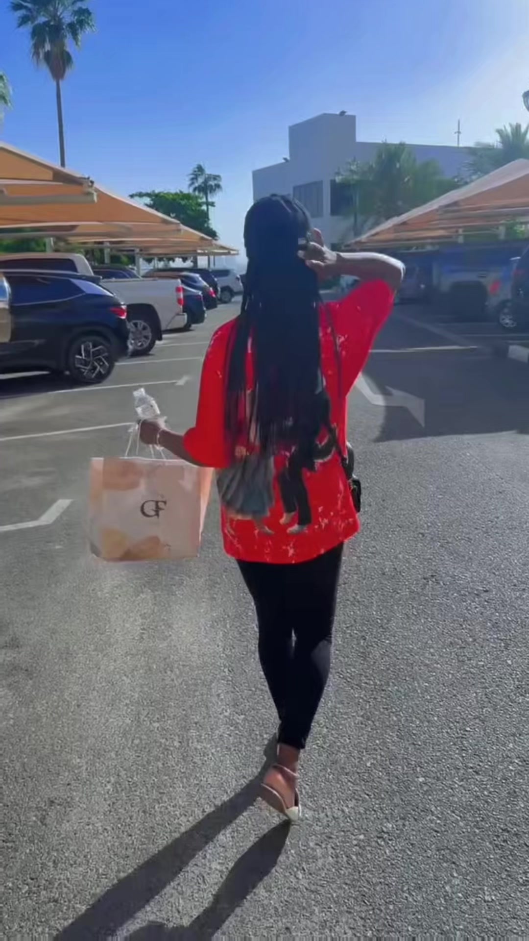 @Lena🇭🇹🇰🇪🌸🌹