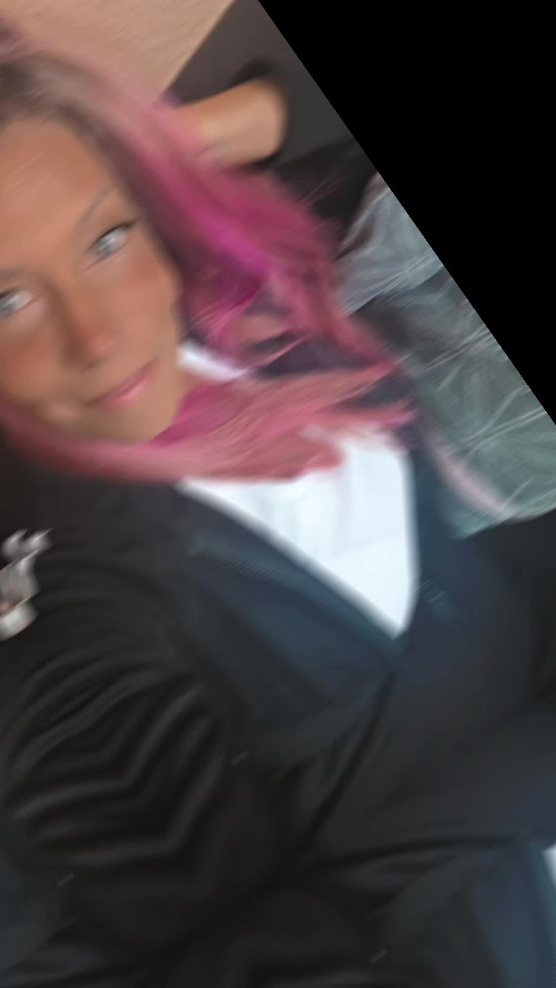 @L&ouml;win 💕🦁