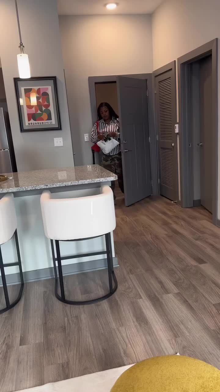 @Samantha_Ford