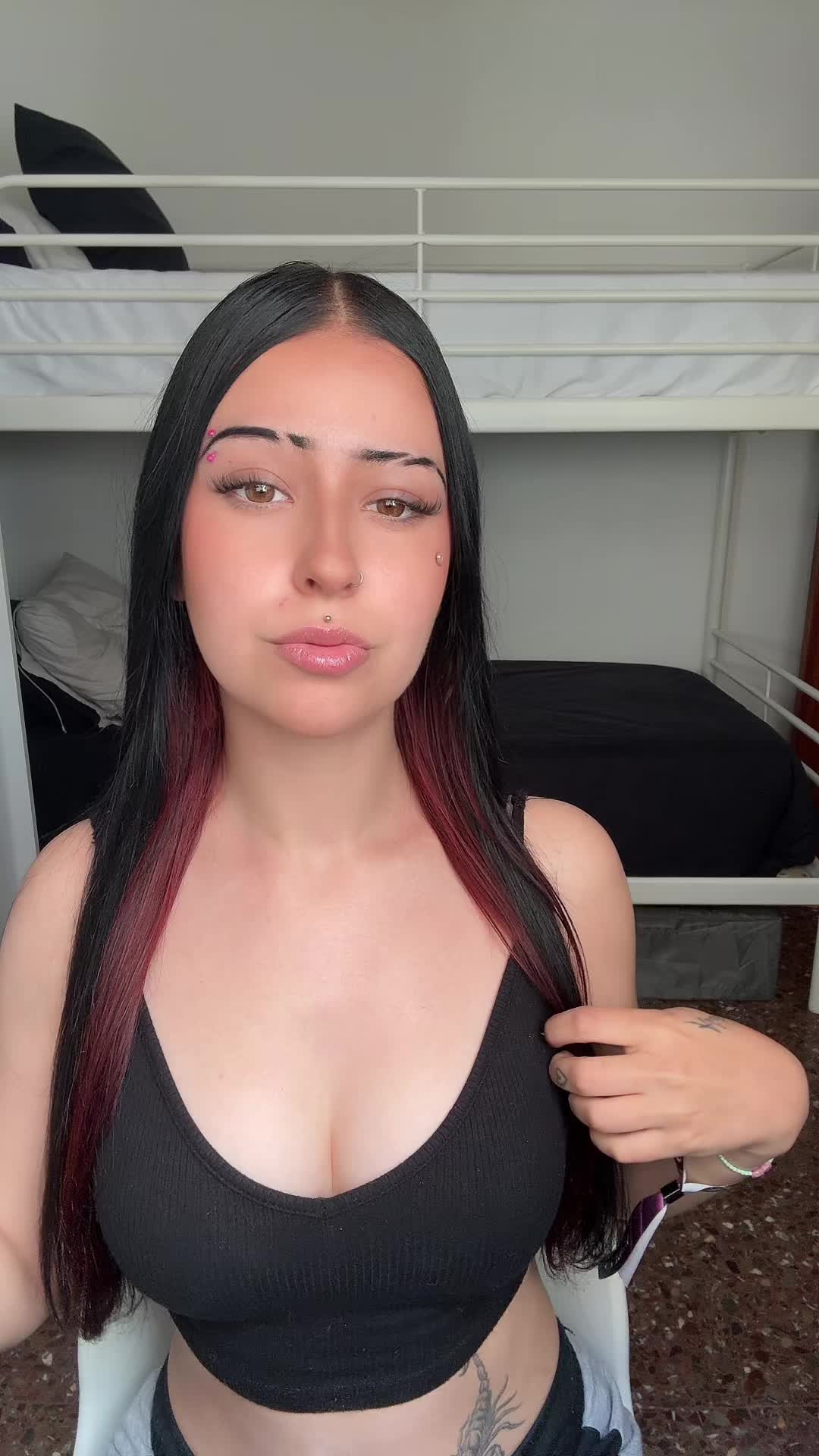 @valeryyvatovola