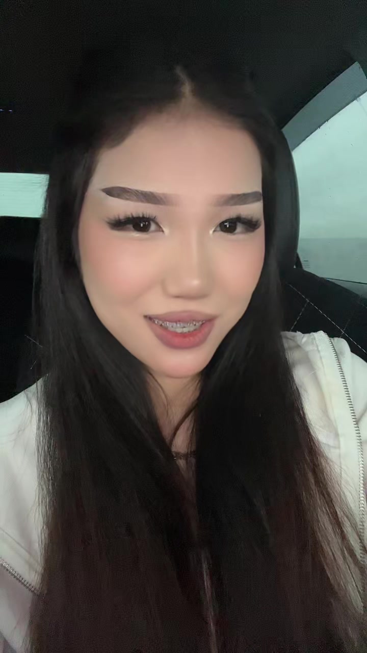@🐰