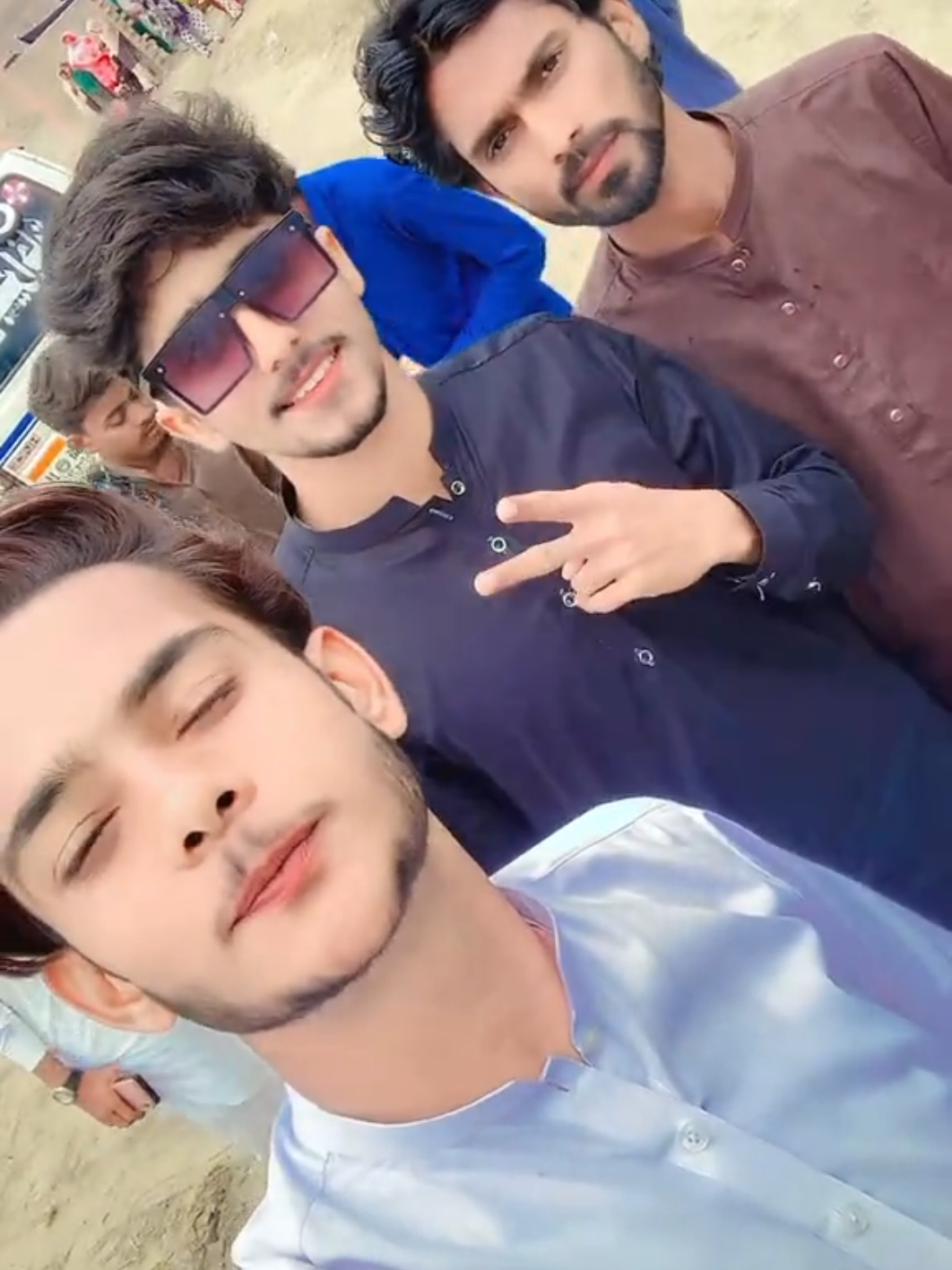 @𝐑𝐚𝐉𝐩𝐮𝐓🙃