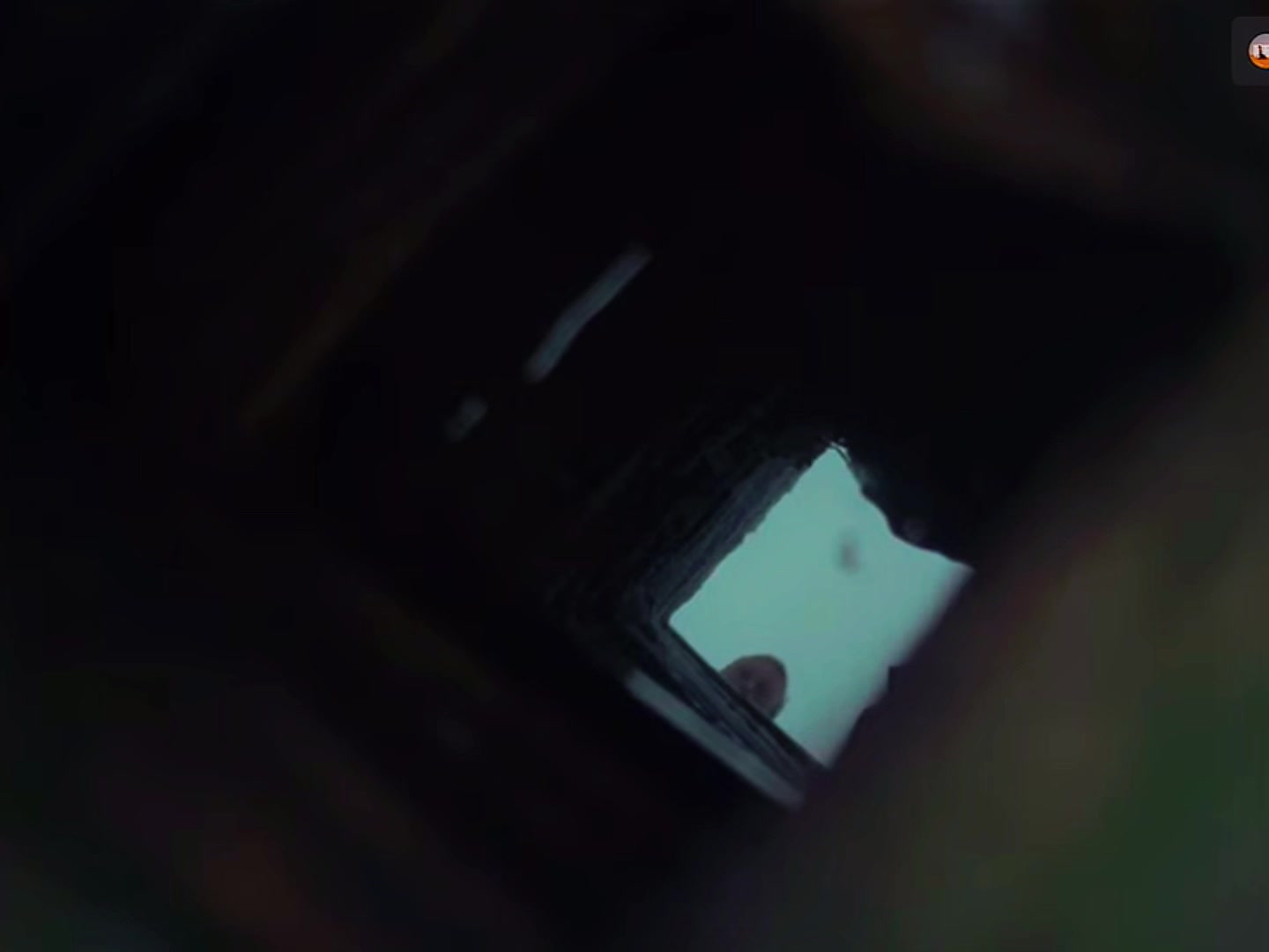 @g