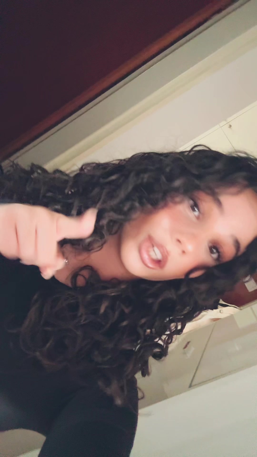 @🐰